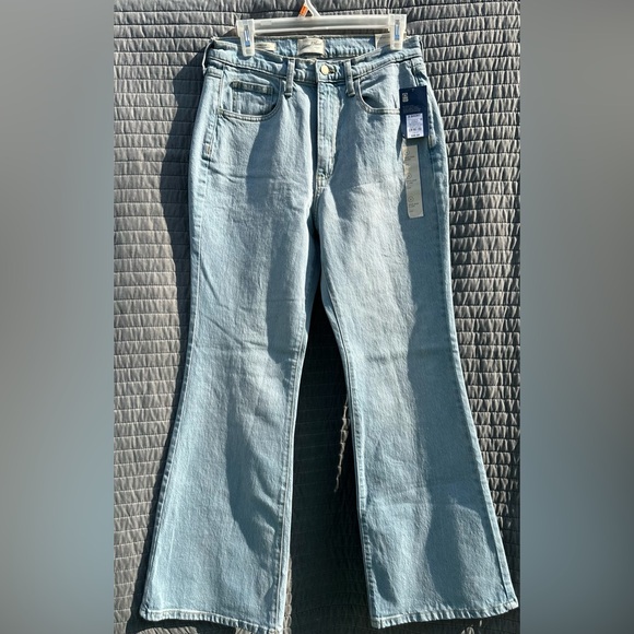 High rise flare new jeans - Picture 1 of 4